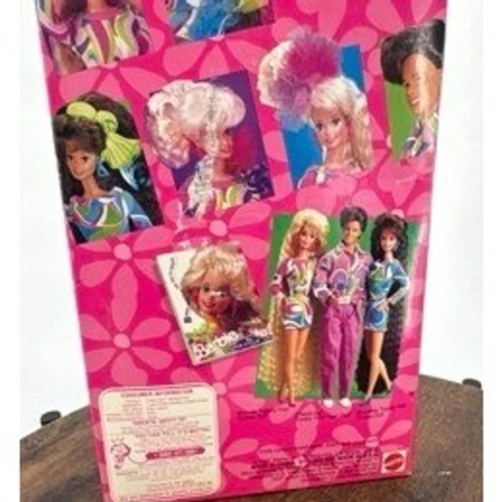 Vintage NEW Mattel 1991 Totally Hair Barbie Blonde